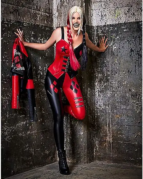 Spirit Halloween Adult Harley Quinn Moto Jacket β The Suicide Squad - Image 3